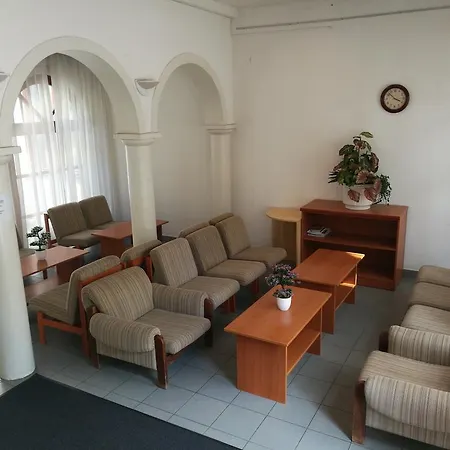 Hostel Sio *